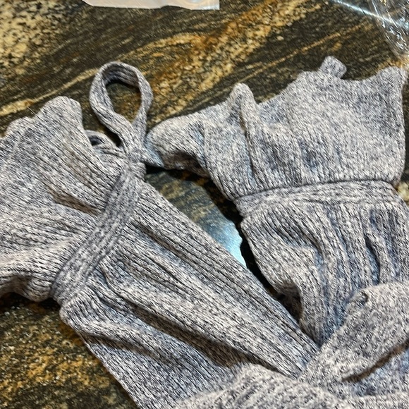 Lucky Brand Ribbed Long Sleeve Blouse  Bell Cuff Women’s Size Medium Gray SOFT - Picture 5 of 10